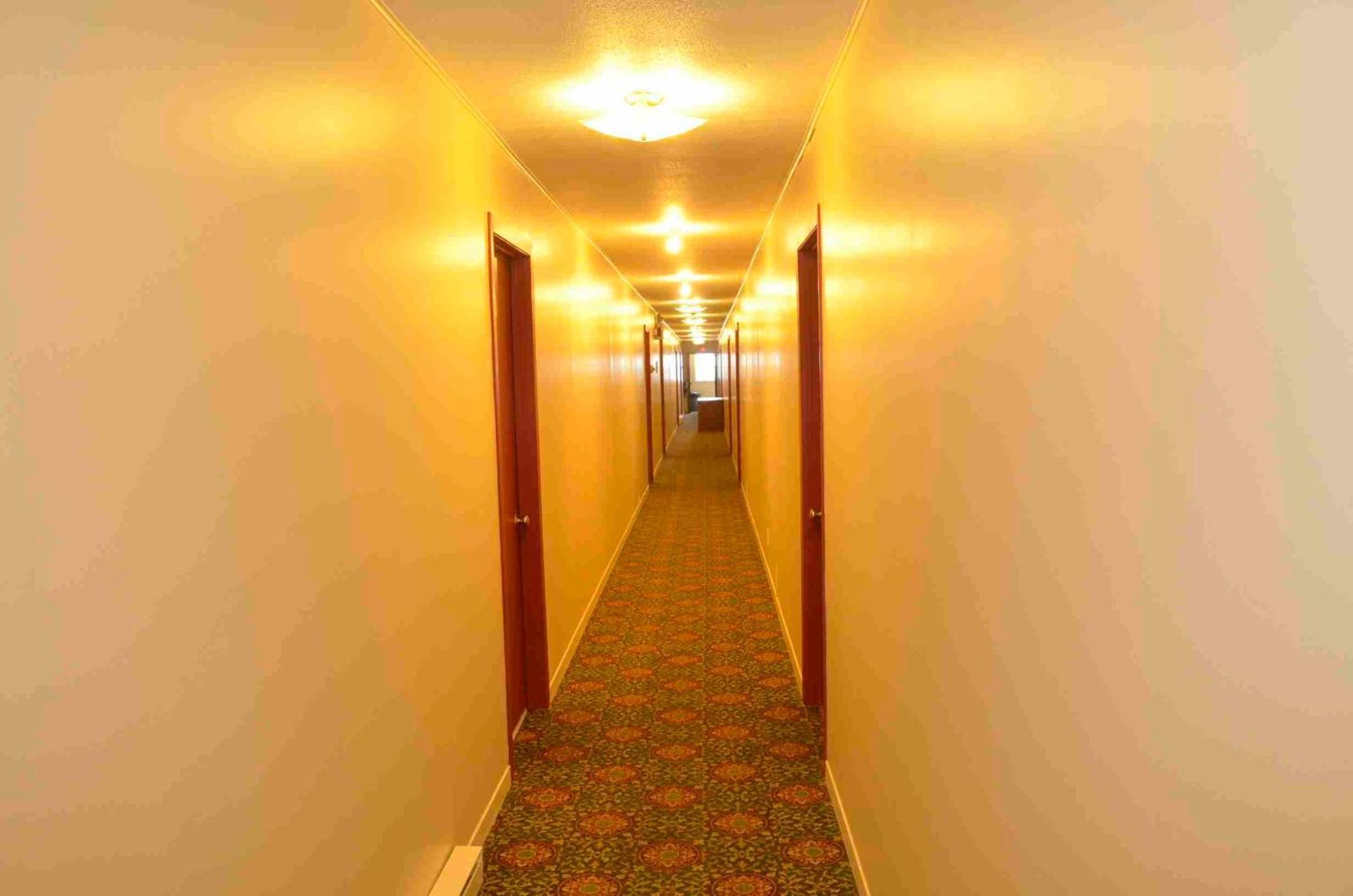 Motel Grande Ile ซาลาเบอร์รี เดอ แวลลีย์ฟิลด์ ภายนอก รูปภาพ