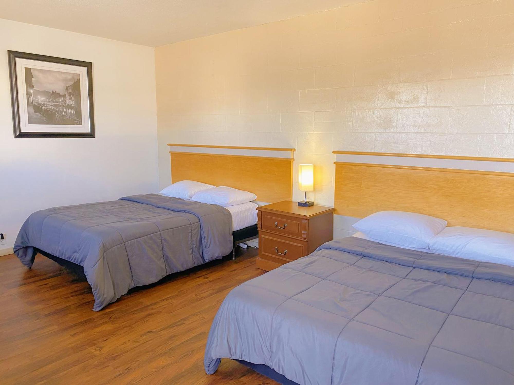 Motel Grande Ile ซาลาเบอร์รี เดอ แวลลีย์ฟิลด์ ภายนอก รูปภาพ