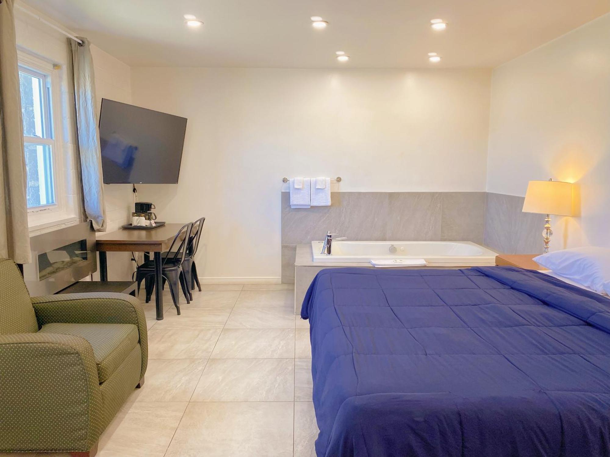 Motel Grande Ile ซาลาเบอร์รี เดอ แวลลีย์ฟิลด์ ภายนอก รูปภาพ